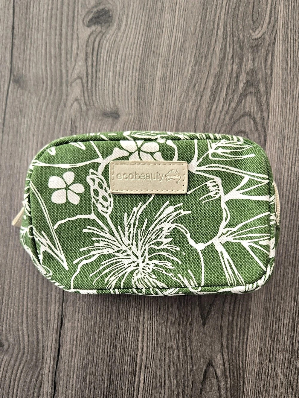 NWOT ecobeauty Floral Double-Zip Cosmetic Bag in Green & White